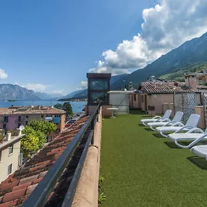 Sorriso Hotel Brenzone sul Garda